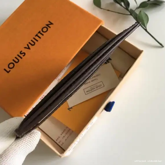 Official oldcobbler LOUIS CARD VUITTON HOLDER 50DOUBLE BANDOULIERE 0514